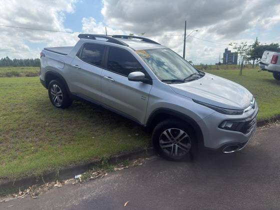 FIAT TORO 2.0 16V TURBO DIESEL FREEDOM 4WD AT9